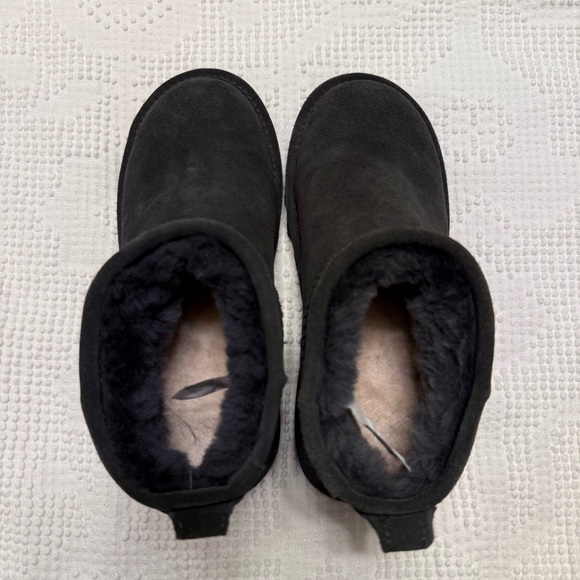 Bearpaw Shorty Water Resistant Winter Boots Graphite Suede Fur Lined 6 - Picture 7 of 9